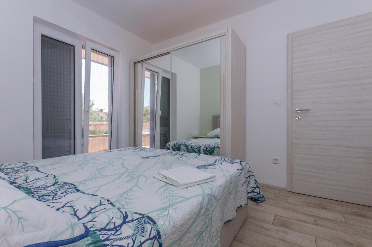 Adria Krk Apartment Krk Town Bagian luar foto