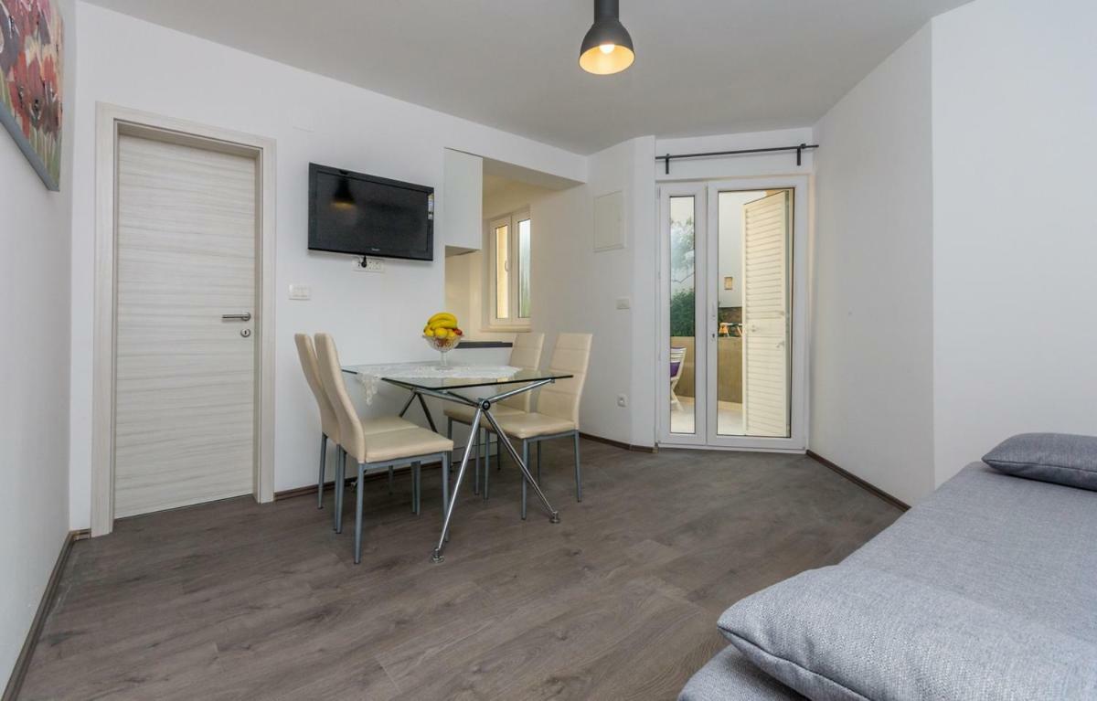 Adria Krk Apartment Krk Town Bagian luar foto